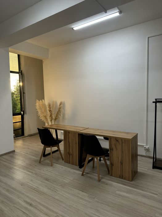 Срочно продам маникюрные столы в стиле Loft — 2 шт.