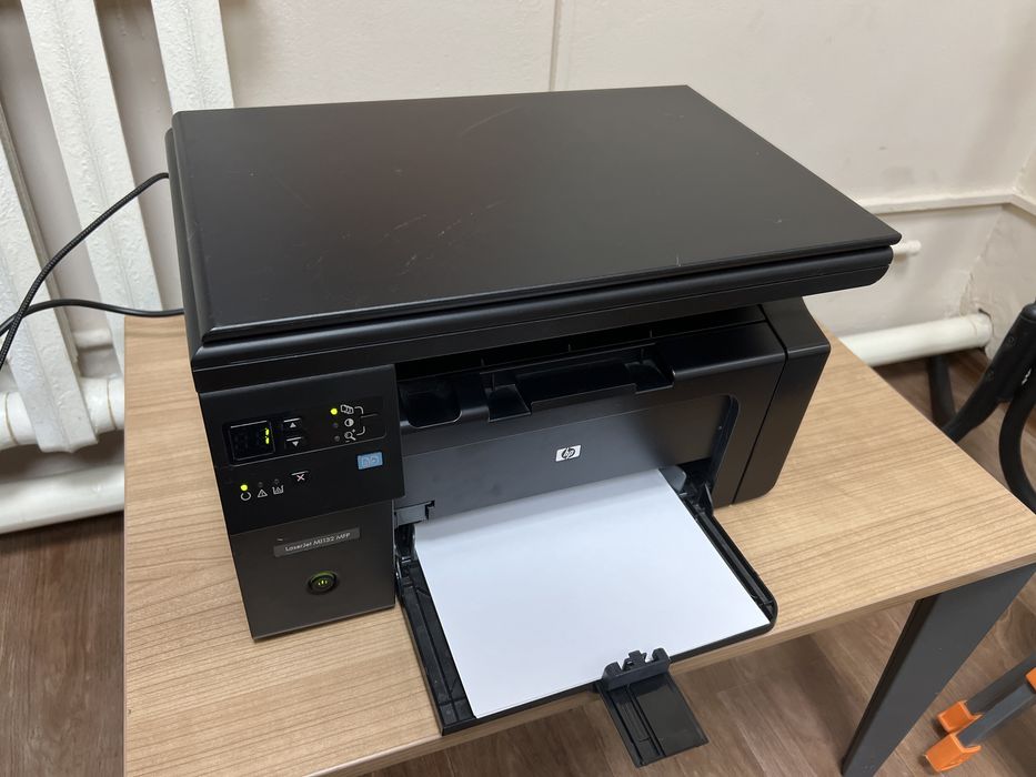 Продам принтер Laserjet M1132 MFP