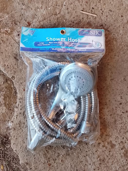 Душевой шланг новый