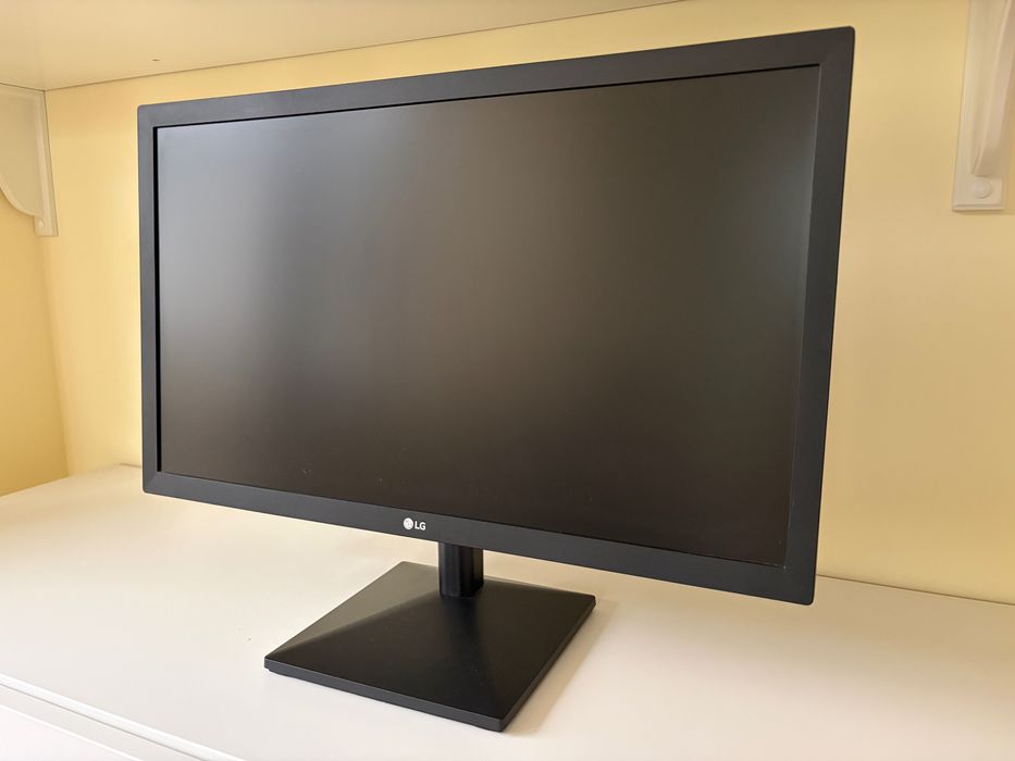 Монитор LG 22MK400H-B
