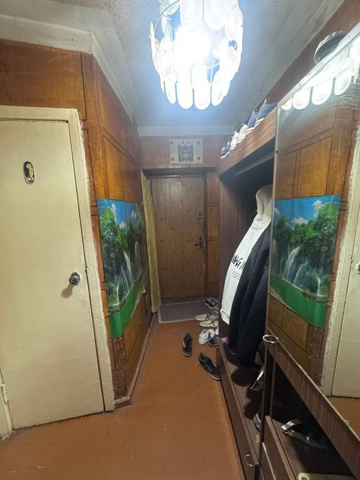 Срочно продаётся 2 комнатная квартира Шота Руставели