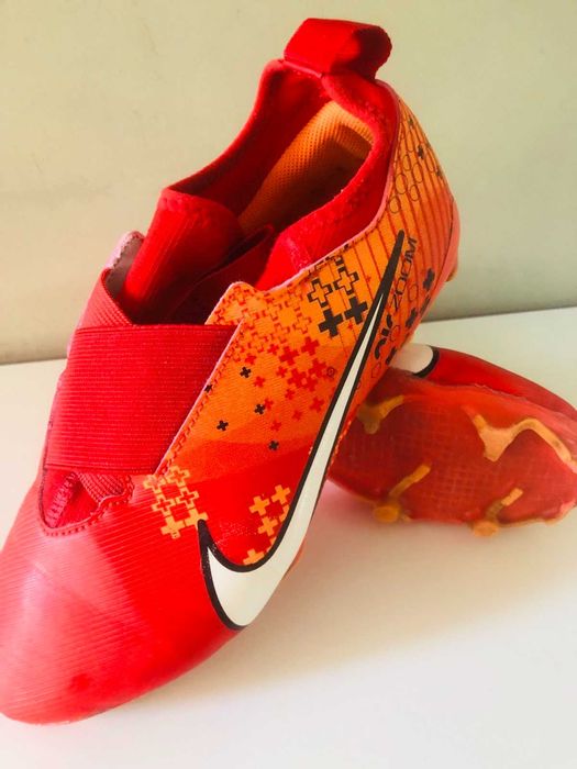 Бутонки  Nike JR ZOOM VAPOR 15