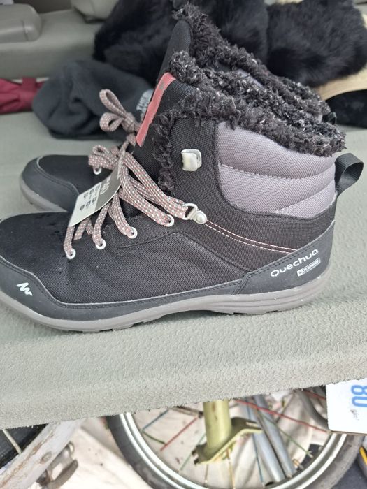 Дамски туристически обувки