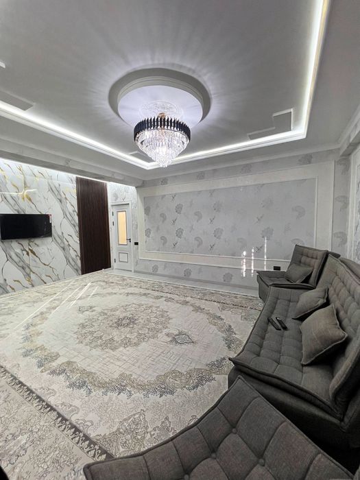 Sizlar uchun eng zoʻr va sifatli bezmakler uylar tayyorlab qoʻydik