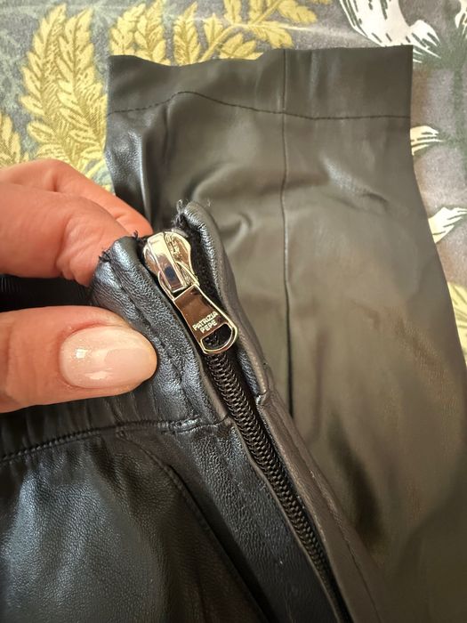 Hugo Boss и Patrizia Pepe пола и клинове