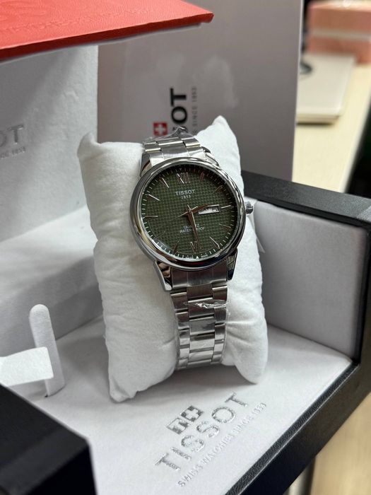 часы TISSOT новые