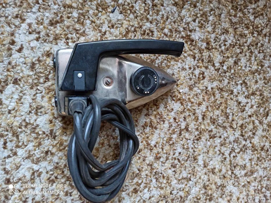 Старинна ютия за колекция