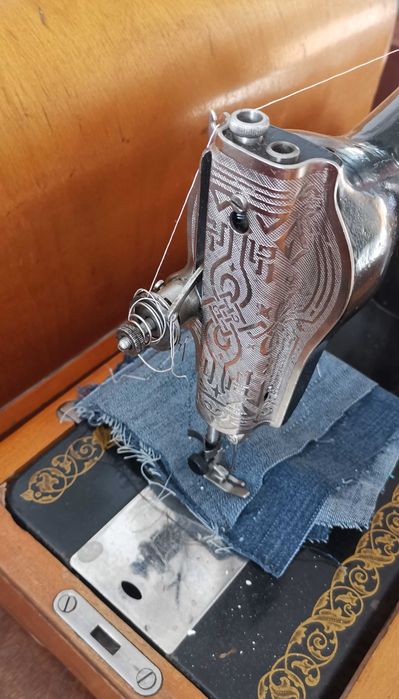 Швейная машинка ручная