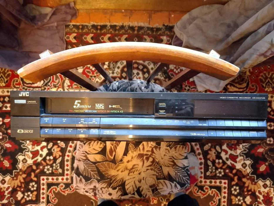 VHS‑видеомагнитофон JVC HR‑D337MS