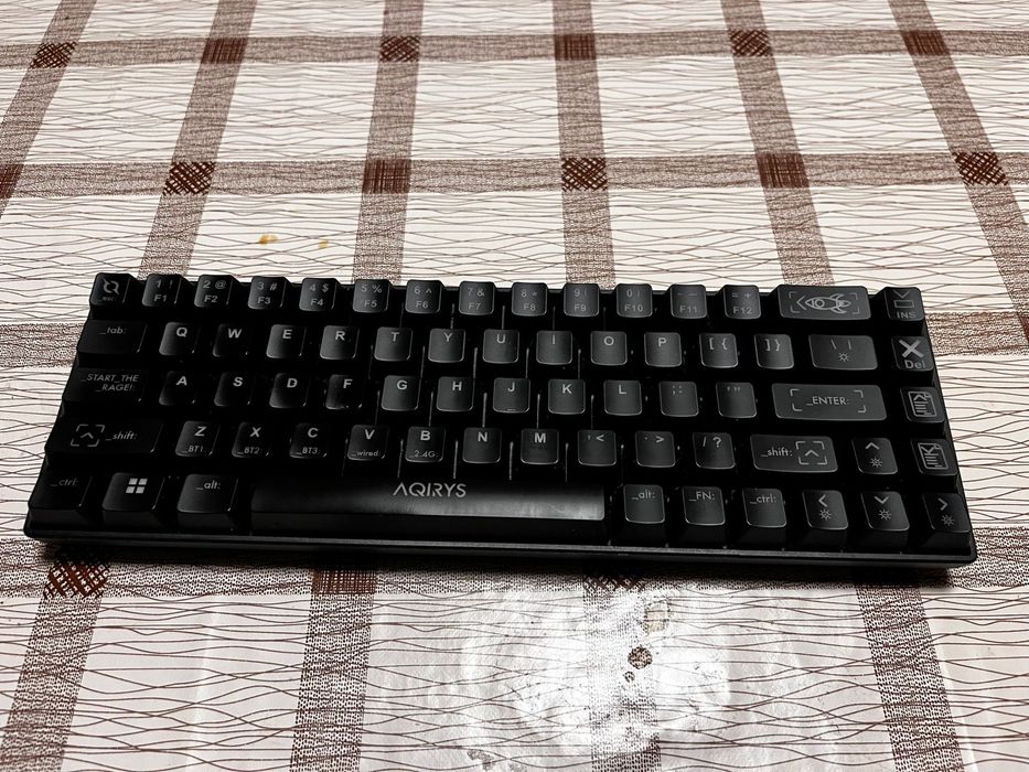 Tastura aqirys miria