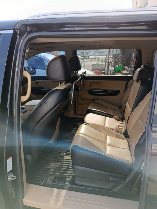 Kia Karnival Arzon Narx