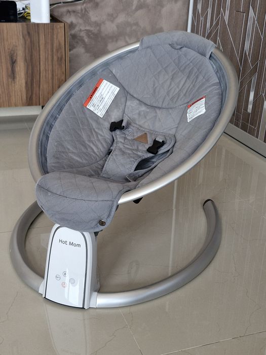 Leagan bebelusi Hot Mom