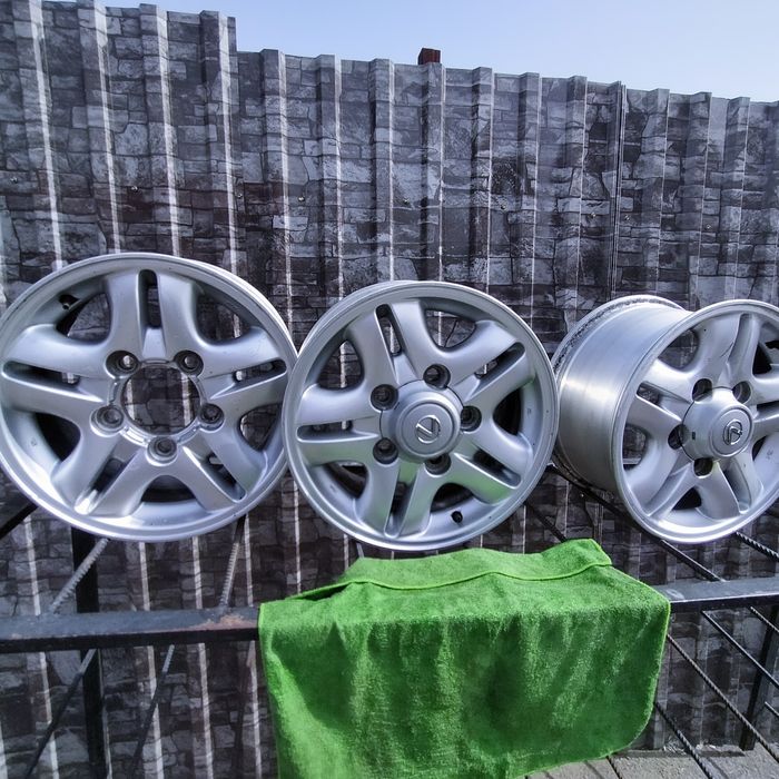 Продам оригинальные диски Тайота,  Лексус