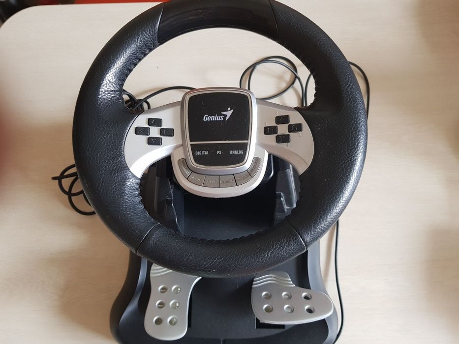 Продам руль с педалями на Sony PlayStation
