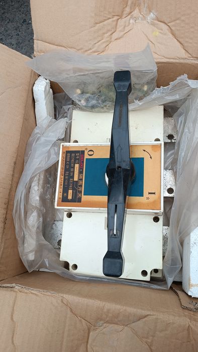 Электрический выключатель нагруг