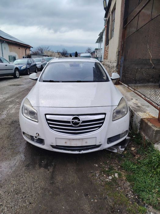 Opel Insignia, Опел Инсигния на части! Юни 2011