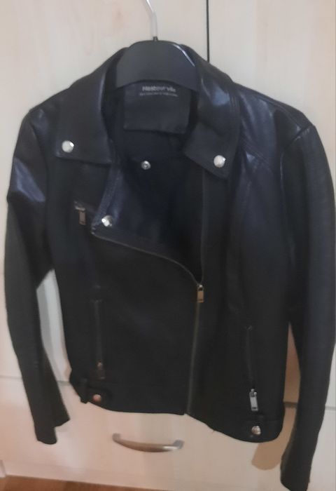 Кожанная курточка р S