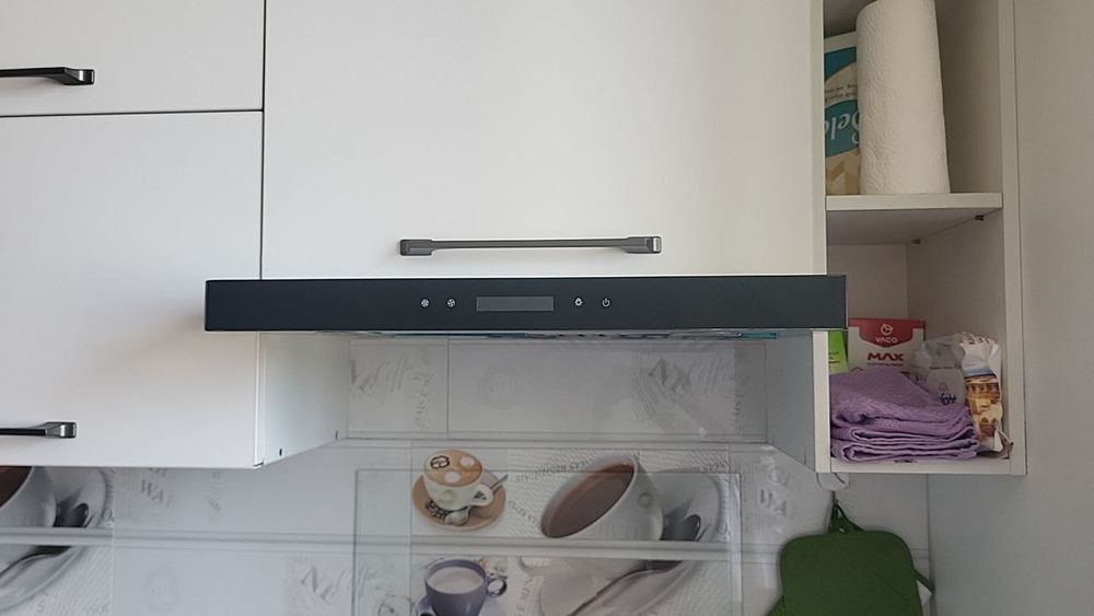 BEKO газовая плита и вытяжка для кухни