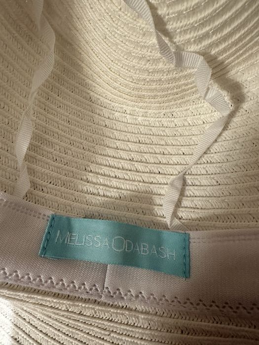 Оригинална нова шапка Melissa Odabash