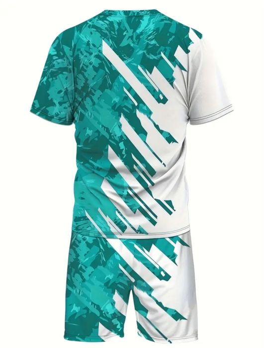 Нови модели мъжки комплекти размер "L"