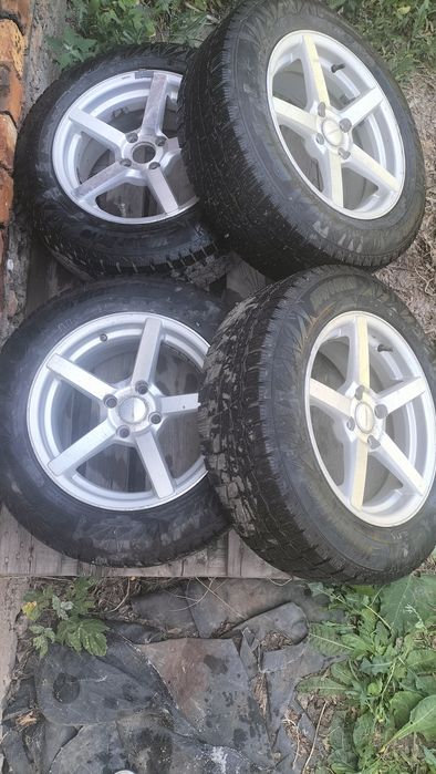 Продам шины зимние