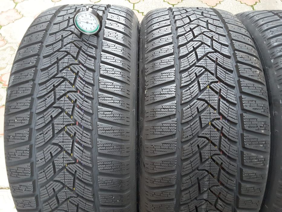 cauciucuri, anvelope de iarna 245 45 18 Dunlop