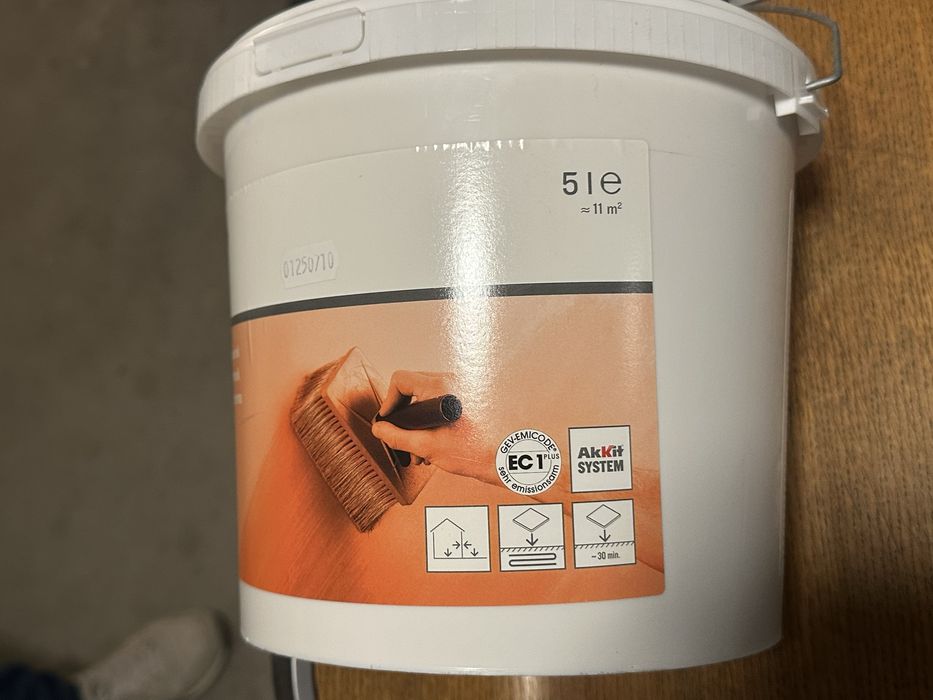 Grund de aderență Akkit 110 5 litri