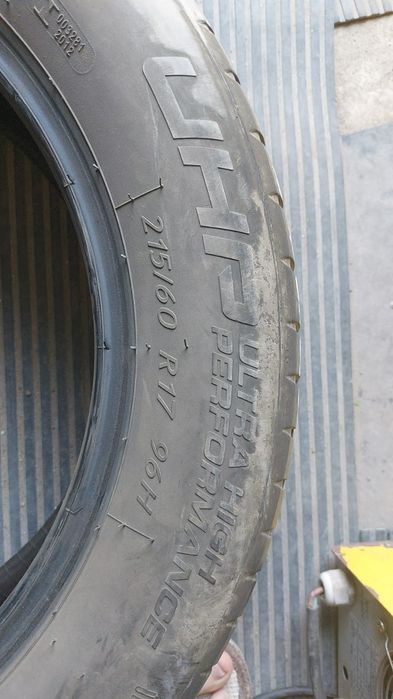 Продам шины в отличном состоянии