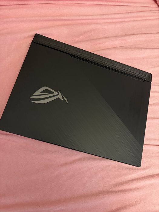 Laptop Asus ROG Strix G512LI