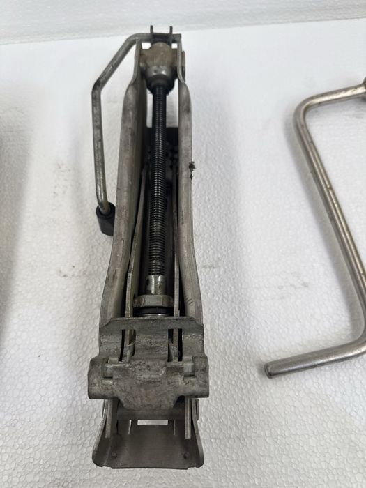 cric cheie roti vw audi skoda seat dezmembrari vw