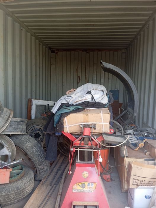 Контейнер Сотилади