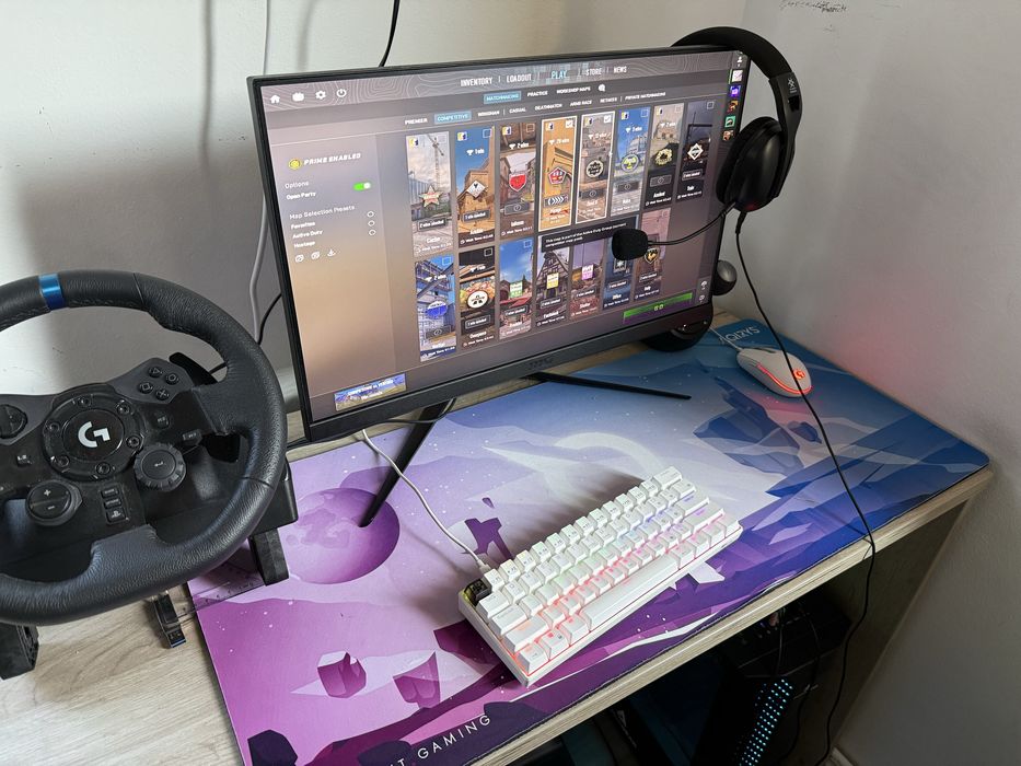 Vand setup gaming.    Impreuna sau separat