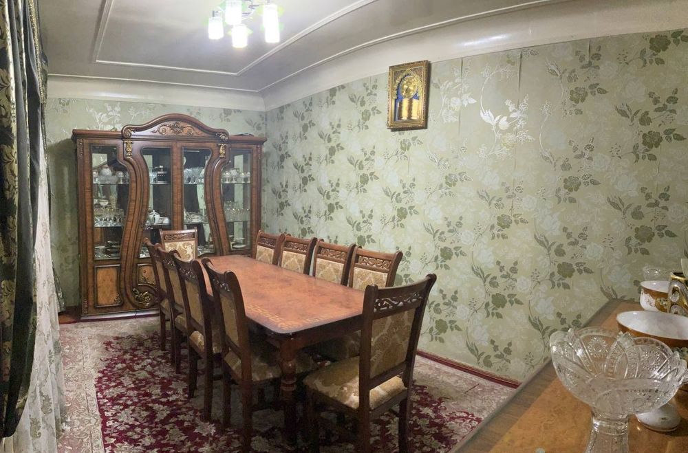 Hovli uy. Rohat. Yangiobot. Arzon narxda.