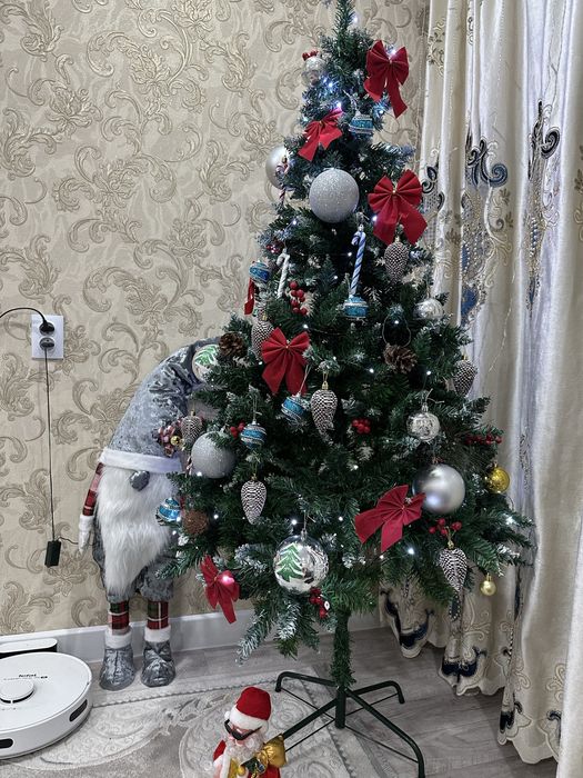 Продам новогоднюю елку