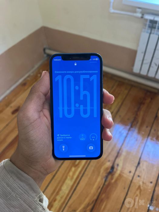 Iphone 12 mini xama joyi radnoy ochilmagan ozginda chaqa chuqalari bor