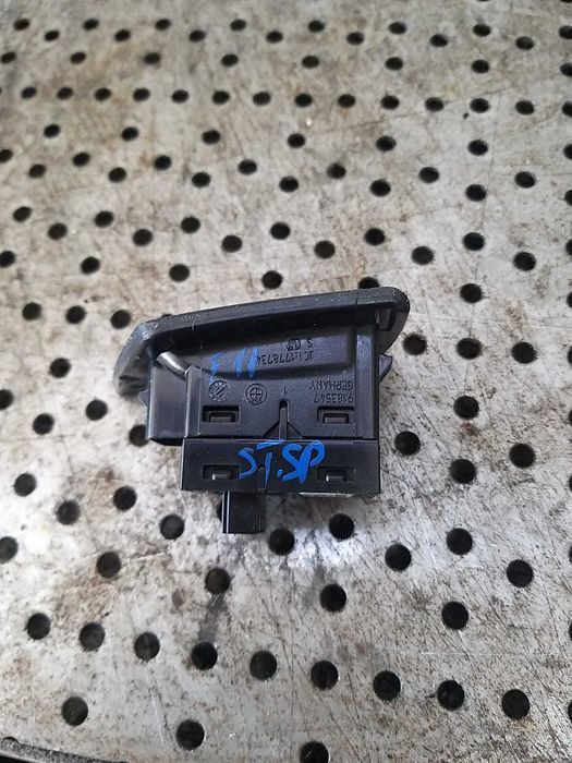 Buton geam electric stanga spate bmw seria 5 f11 924194901