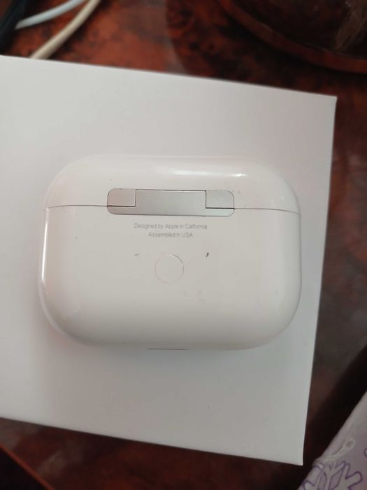 AirPods Pro из зарубежа