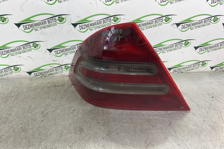 Lampa / Tripla stop stanga pe aripa Mercedes-Benz C-Class W203