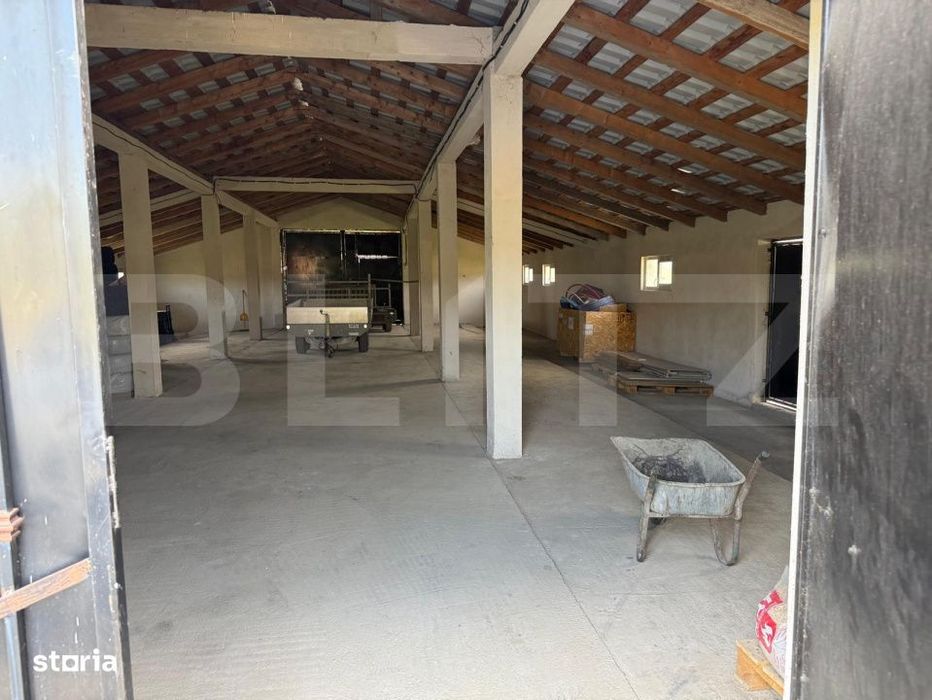 Hala industriala 550 mp de vanzare, la doar 16 km de Bistrita si 6 km