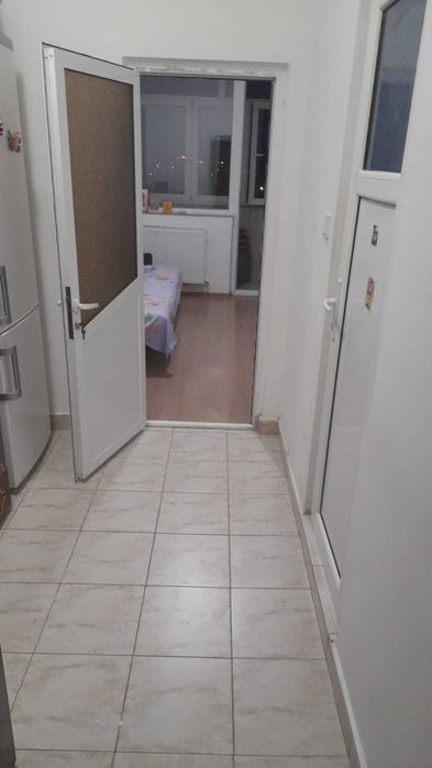 Inchiriez garsoniera