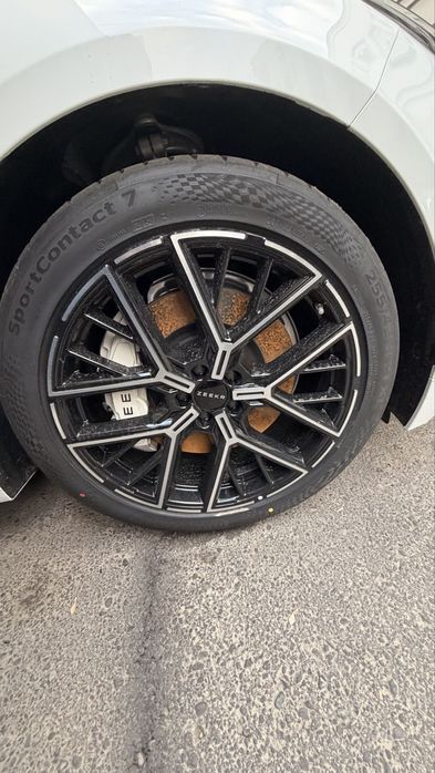 Zeekr 001 ultra + 2026