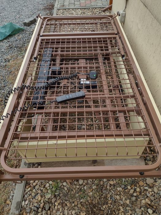 Pat medical cu telecomanda