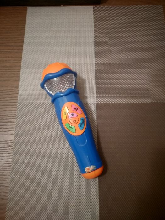Детский микрофон.