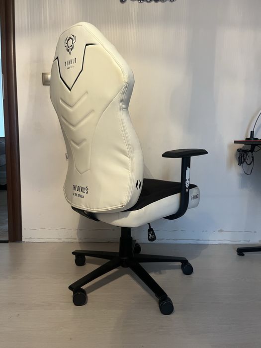 Scaun gaming Diablo X Snow White