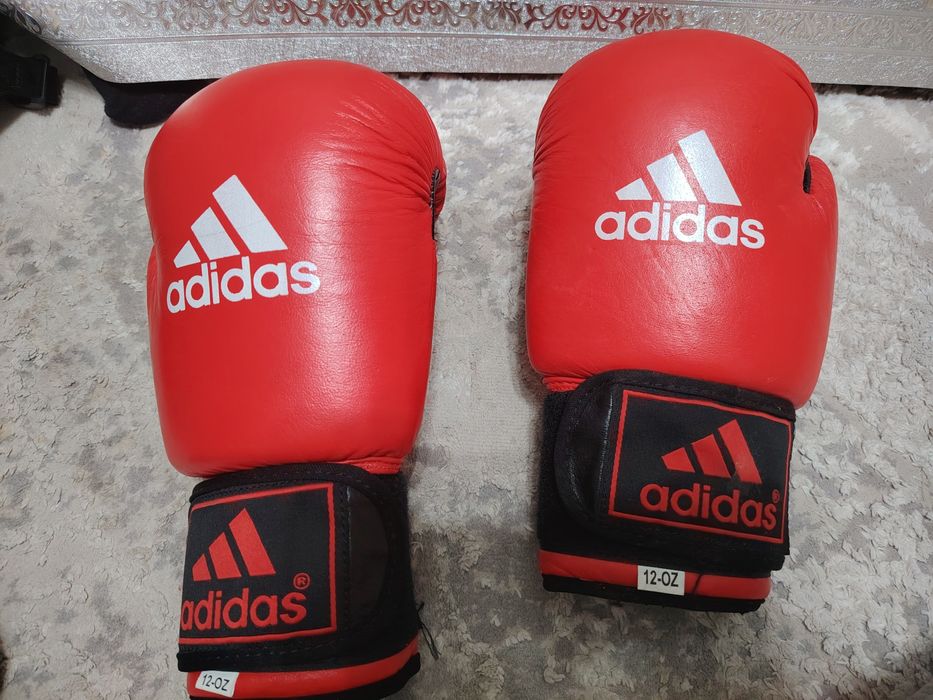 Перчатка сатамын