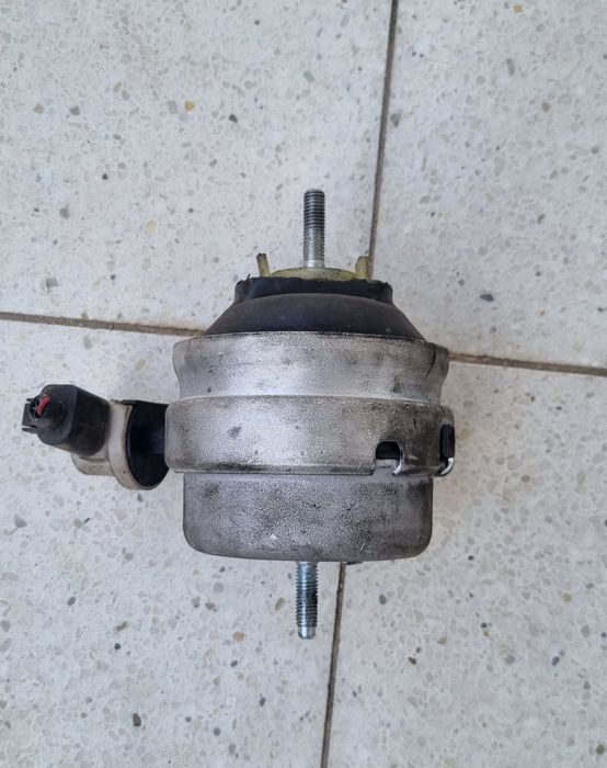 audi a4 1.9tdi 2 броя маслени