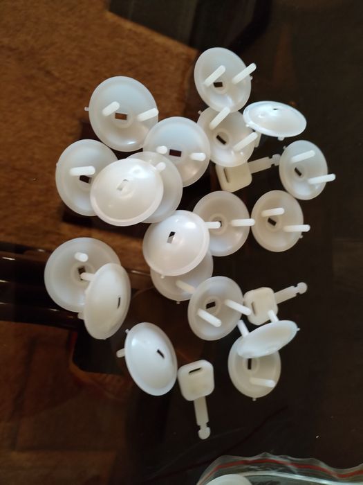 Заглушки для розеток защита от проникновение