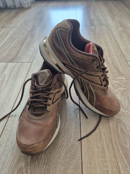 Дамски кожени маратонки Reebok