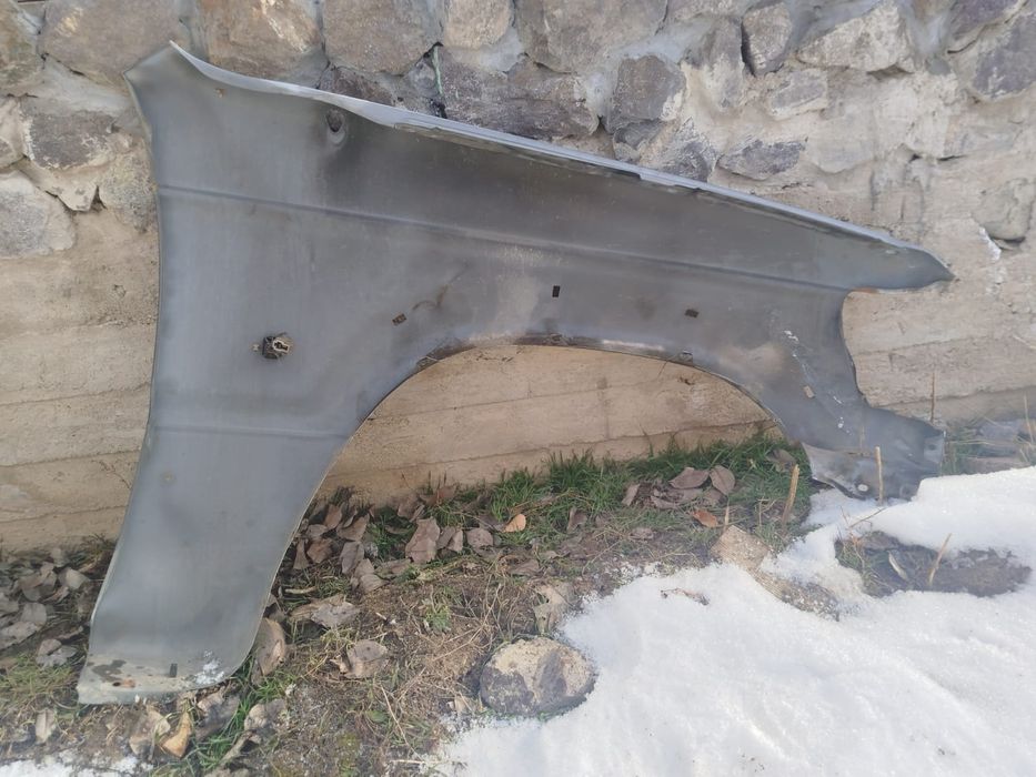 Крыло переднее  pajero 2