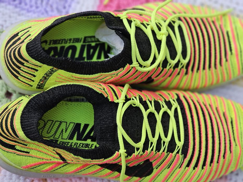 Nike оригинално дамски летен модел сникърси 38